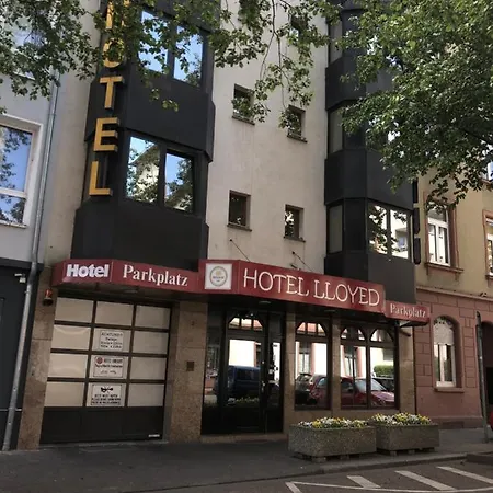 Lloyed Hotel