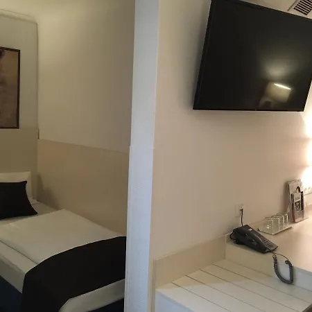 Hotel Lloyed Fráncfort del Meno