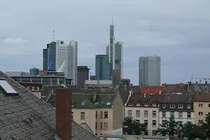 Lloyed Hotel
