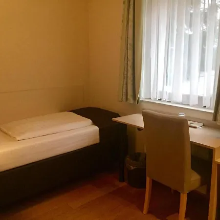 Hotel Lloyed