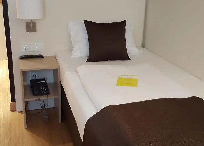 Hotel Lloyed Frankfurt nad Menem