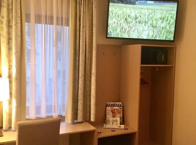 Lloyed 3* Frankfurt nad Menem