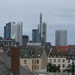 Lloyed Hotel