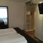 Hotel Lloyed 3*