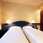 Lloyed 3* Frankfurt am Main